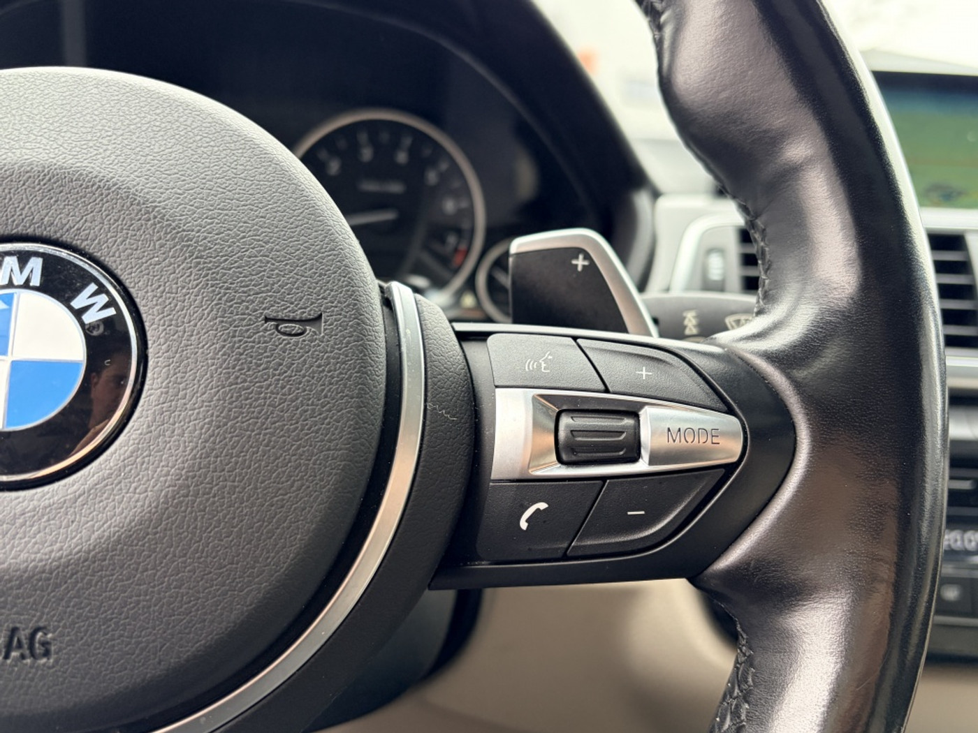 Foto van BMW 330e