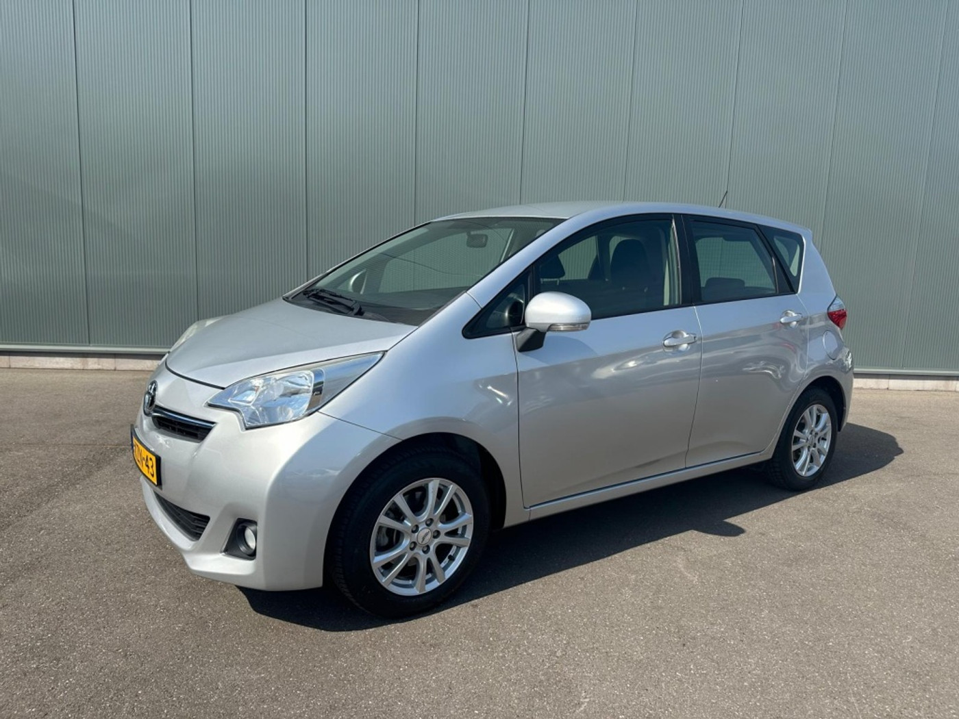 Toyota Toyota Verso-s 1.3 VVT-i Aspiration CAMERA | AIRCO | NAP ! 2013 - voorkant