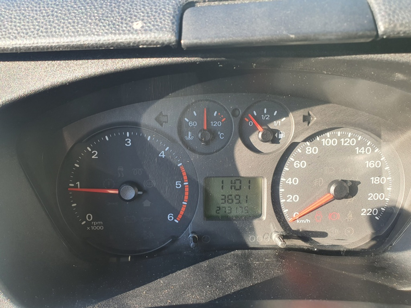 Foto van Ford Transit 260s Van 85dpf LR 4.23