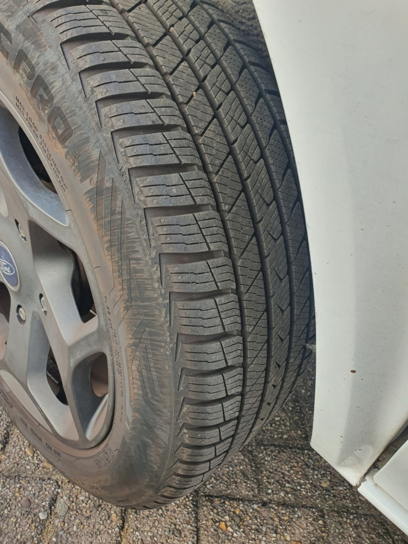Foto van Ford Transit 260s Van 85dpf LR 4.23
