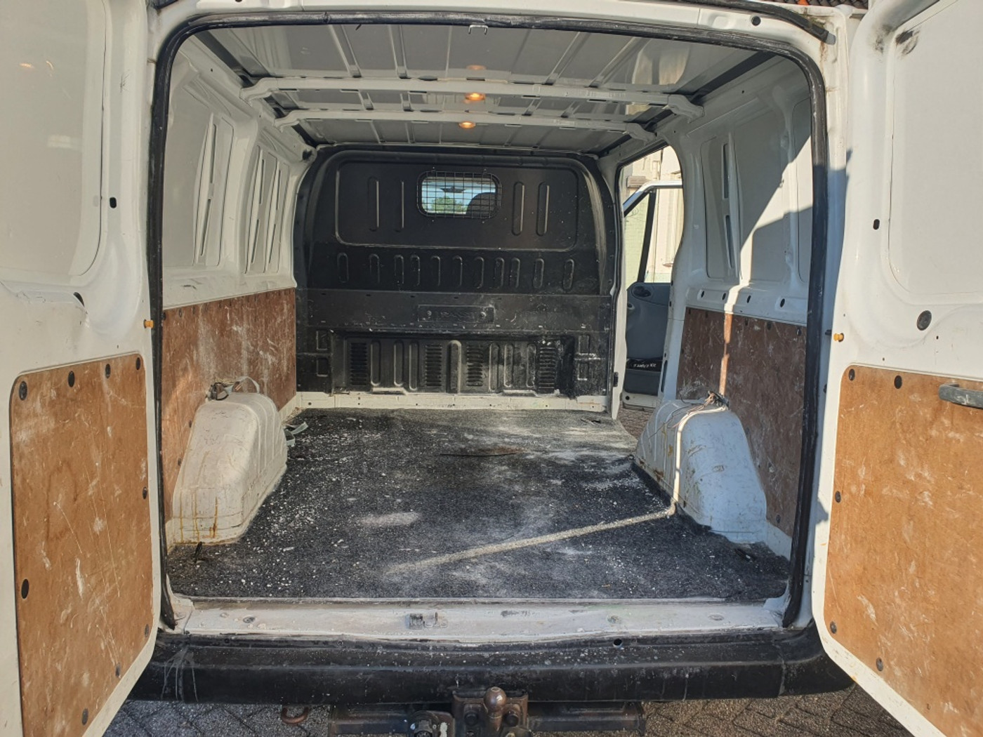 Foto van Ford Transit 260s Van 85dpf LR 4.23