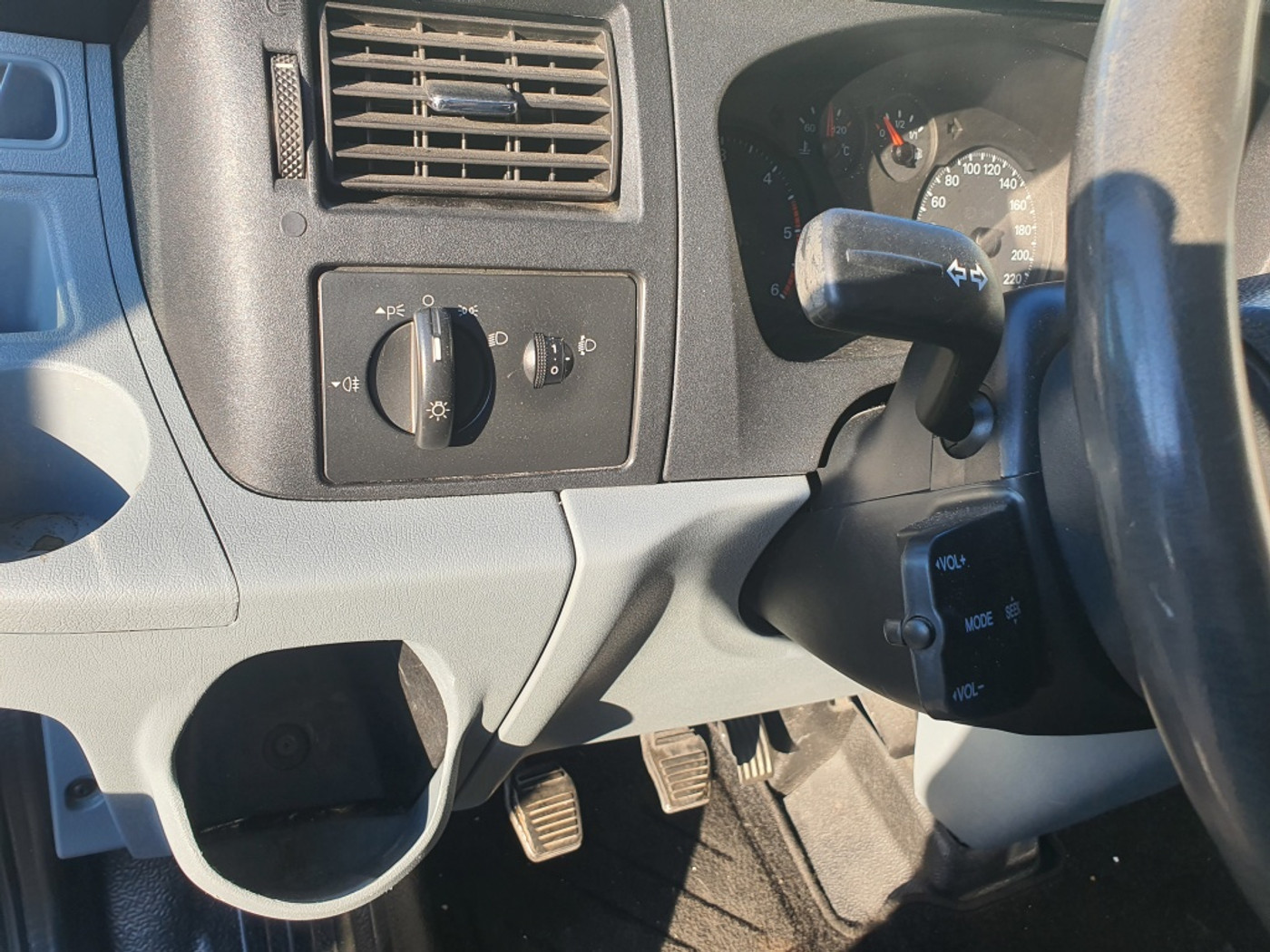 Foto van Ford Transit 260s Van 85dpf LR 4.23