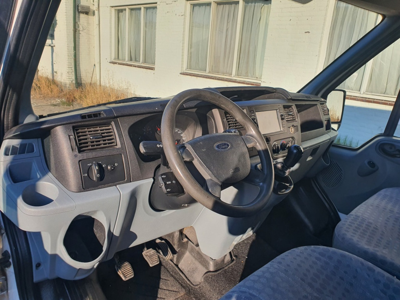 Foto van Ford Transit 260s Van 85dpf LR 4.23