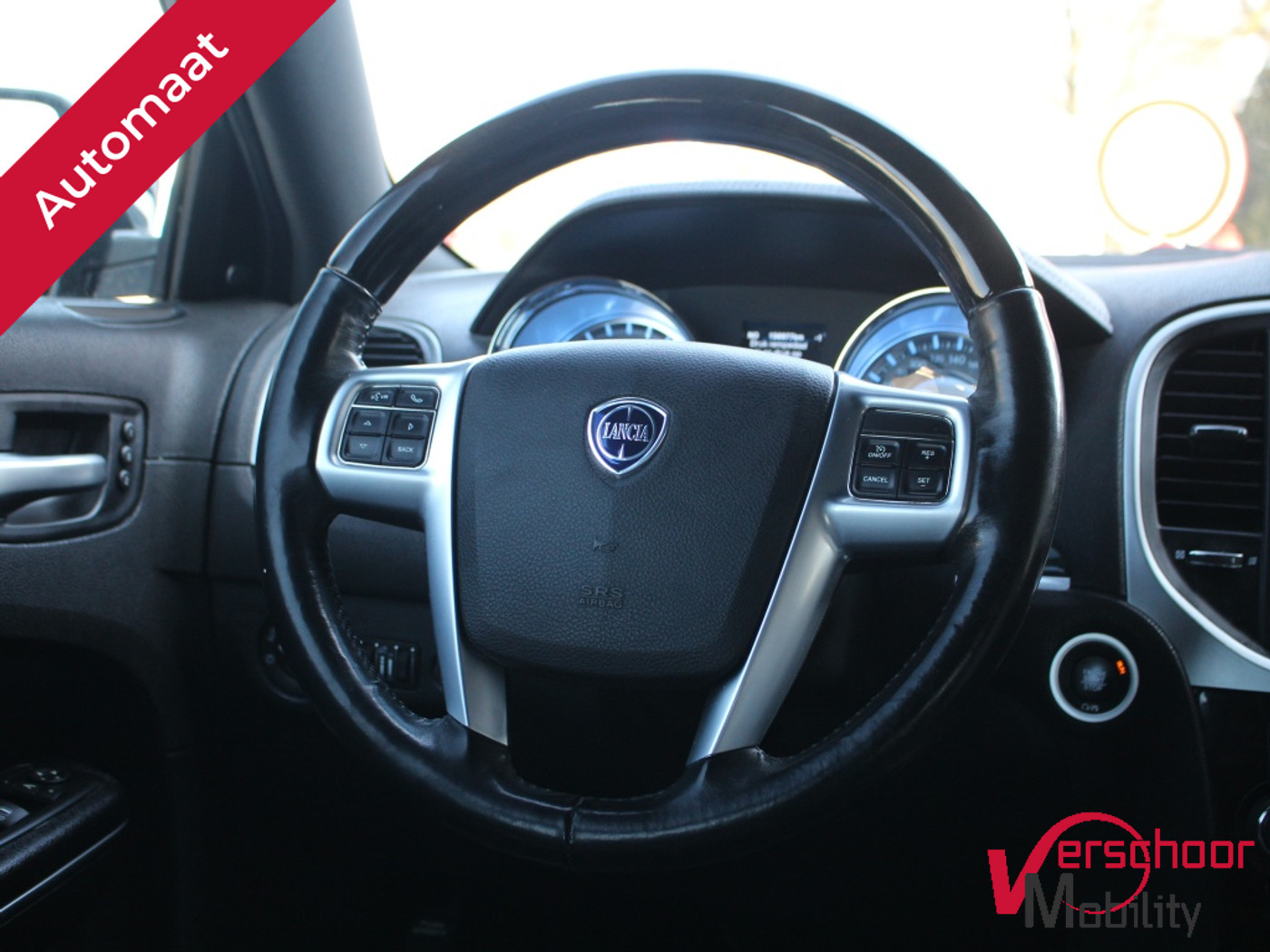 Foto van Lancia Thema