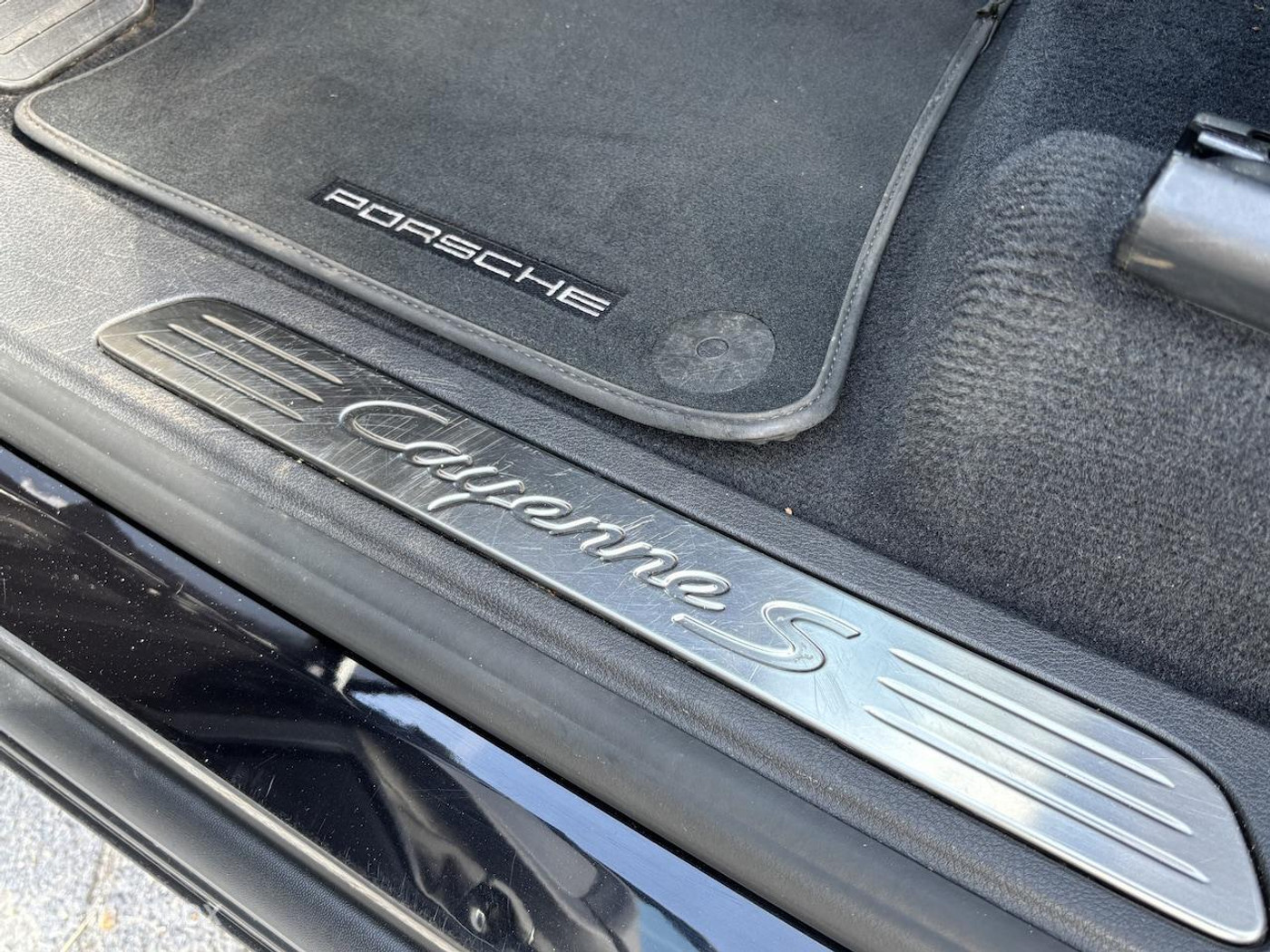 Foto van Porsche Cayenne S E-hybrid