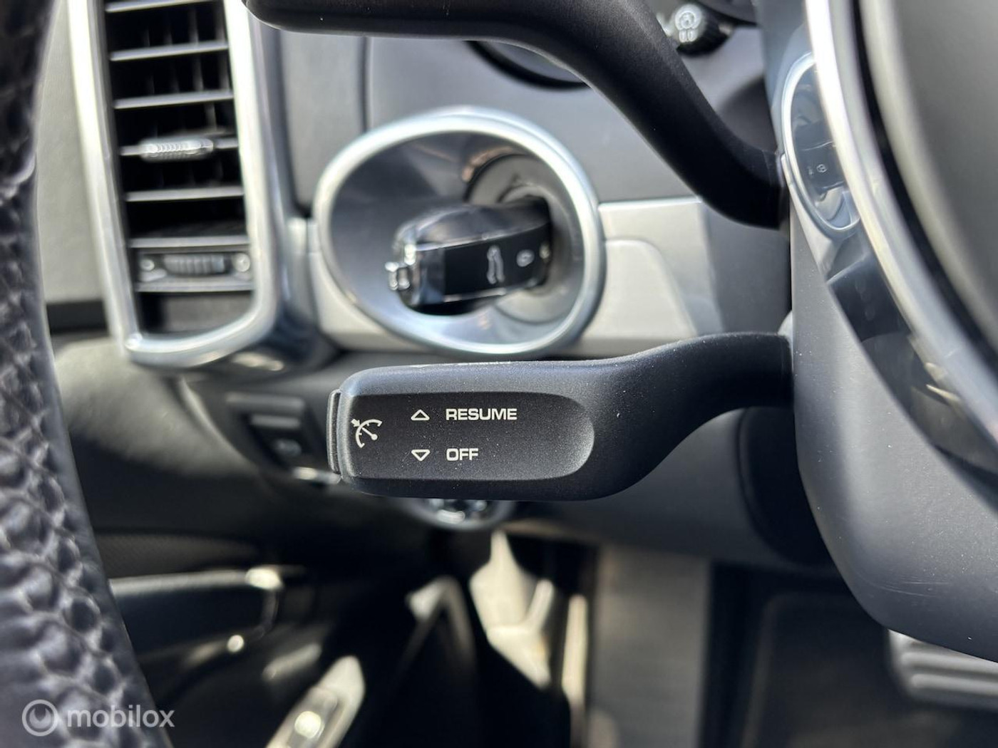 Foto van Porsche Cayenne S E-hybrid
