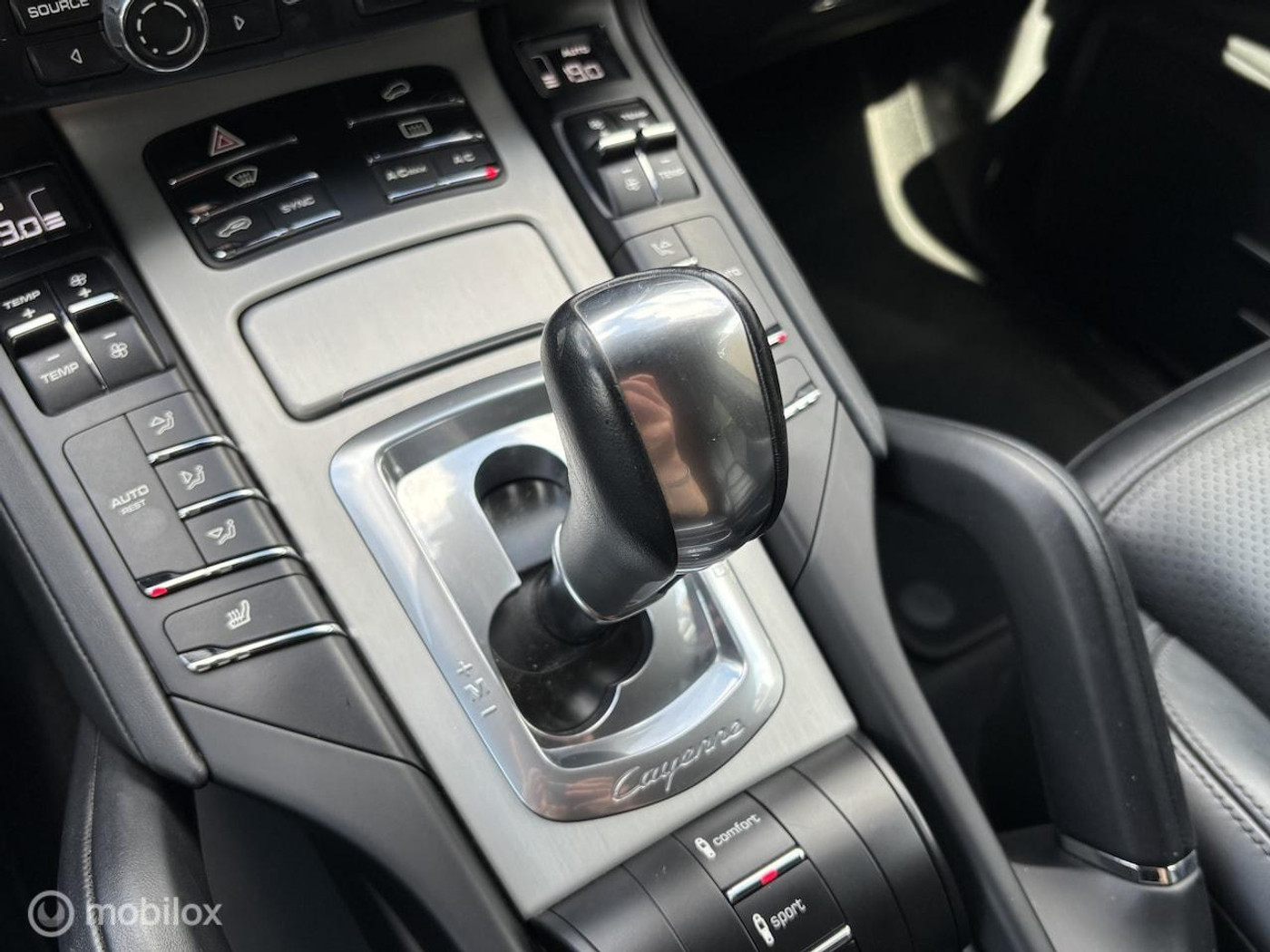 Foto van Porsche Cayenne S E-hybrid