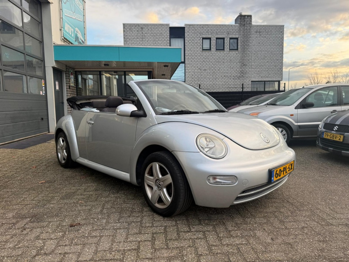 Foto van Volkswagen New Beetle Cabriolet