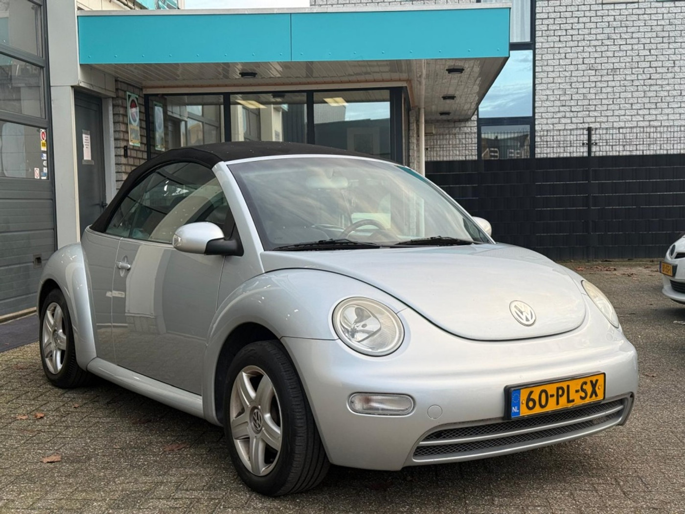 Foto van Volkswagen New Beetle Cabriolet