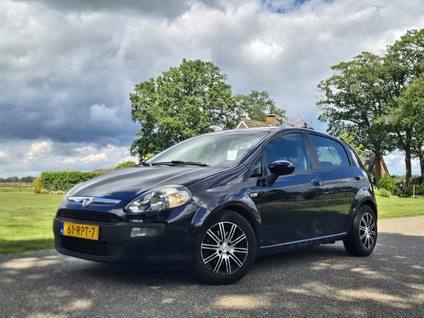 Fiat Fiat Punto 1.3 M-Jet Dynamic 2011 - voorkant