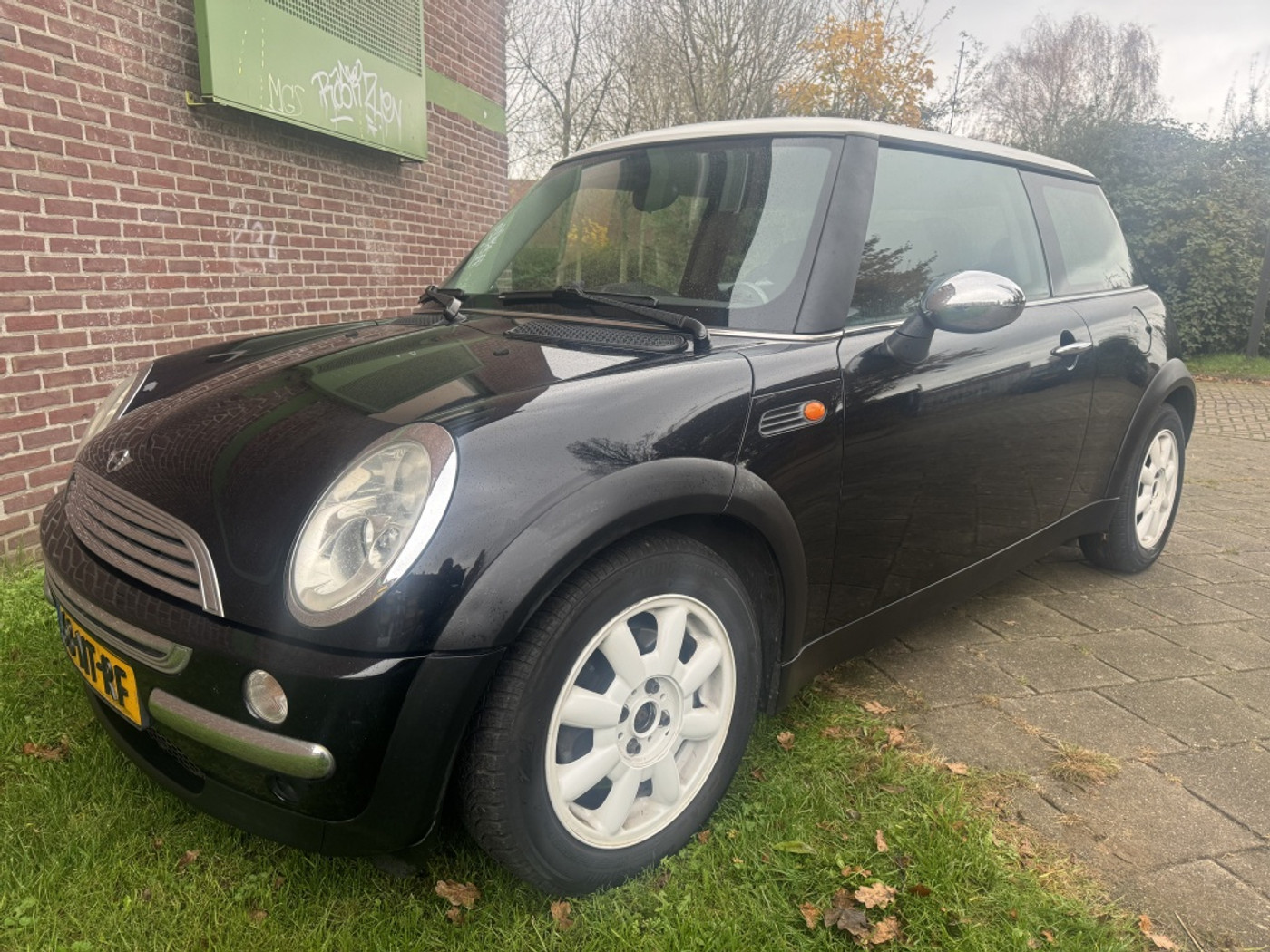 Mini Mini Cooper 1.6 Cooper Pepper *2004*Airco|Apk|Lmv|Nap 2004 - voorkant