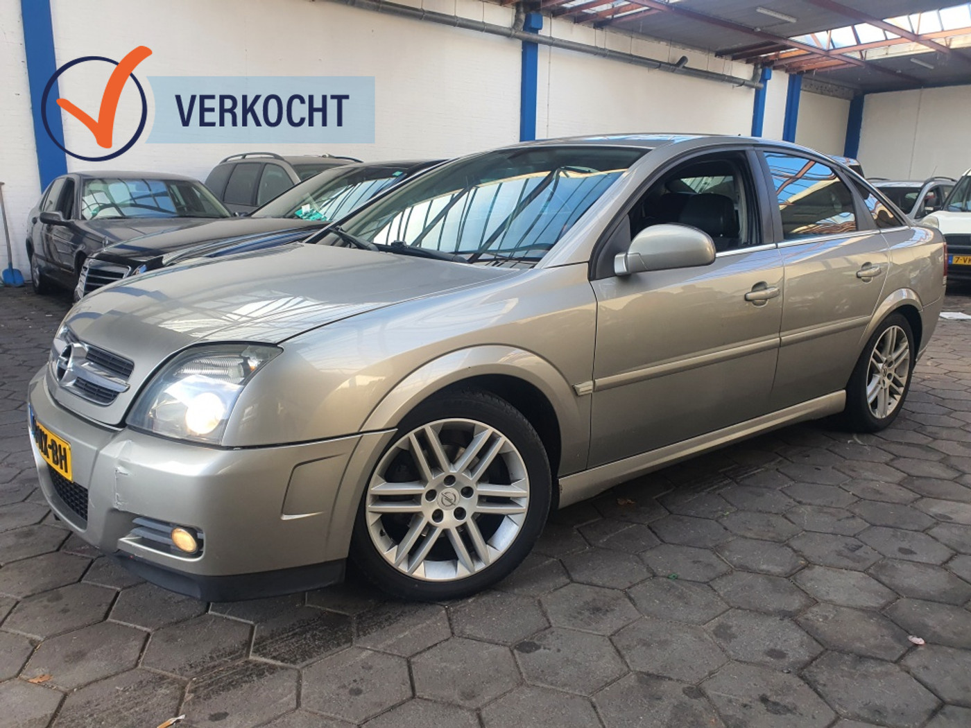 Opel Vectra-c-cc 1.8-16V Elegance |AIRCO|NAP|LEER|17" 2004 - voorkant