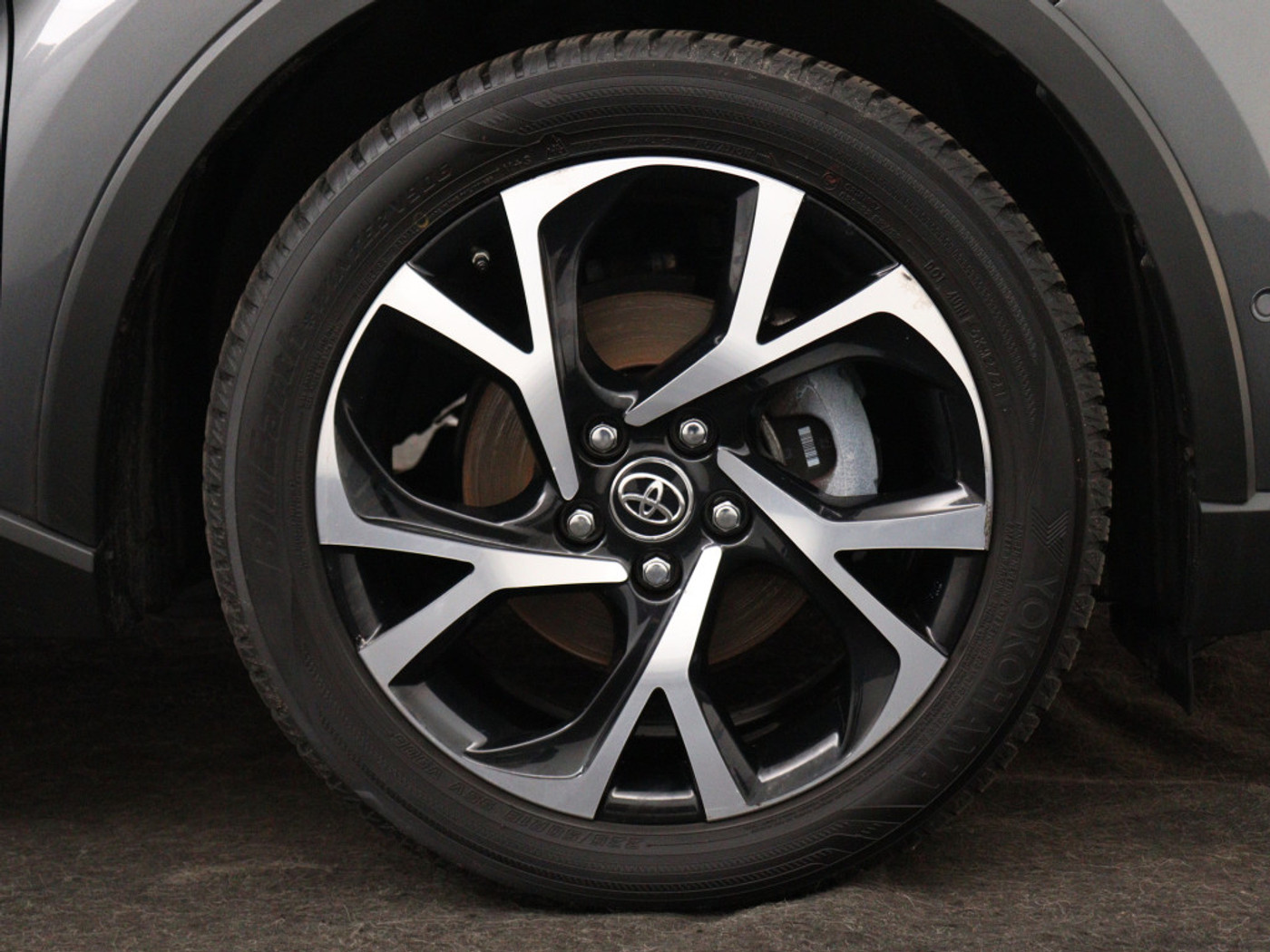 Foto van Toyota Toyota C-hr