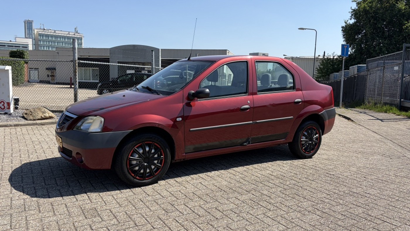 Dacia Logan 1.6 Lauréate I APK 2-2027 Airco I Android/Carplay 2006 - voorkant