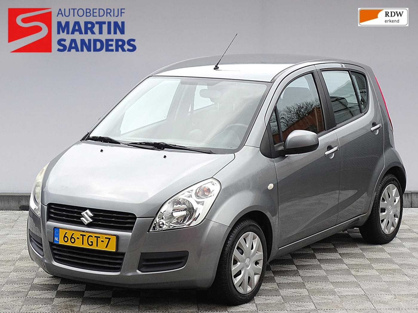 Suzuki Splash 1.0 VVT Comfort 2012 - voorkant