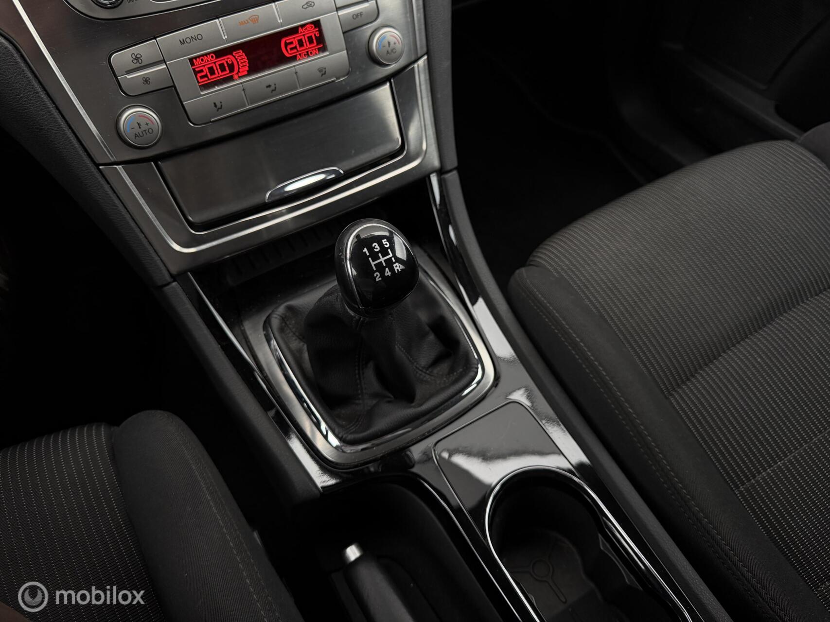 Foto van Ford Mondeo