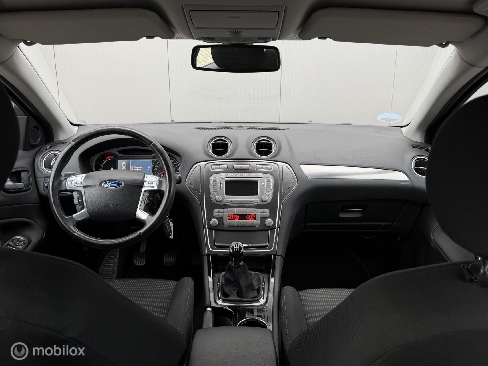 Foto van Ford Mondeo