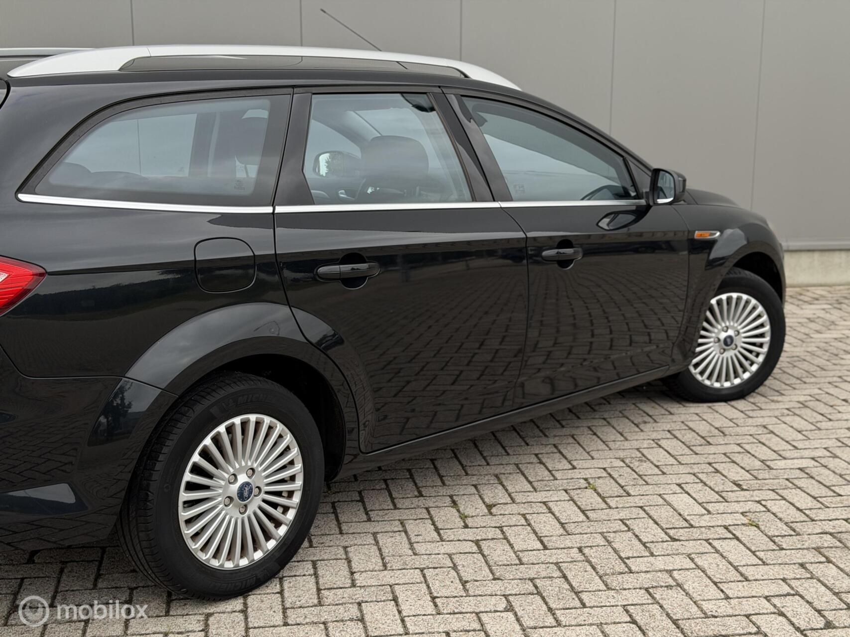 Foto van Ford Mondeo