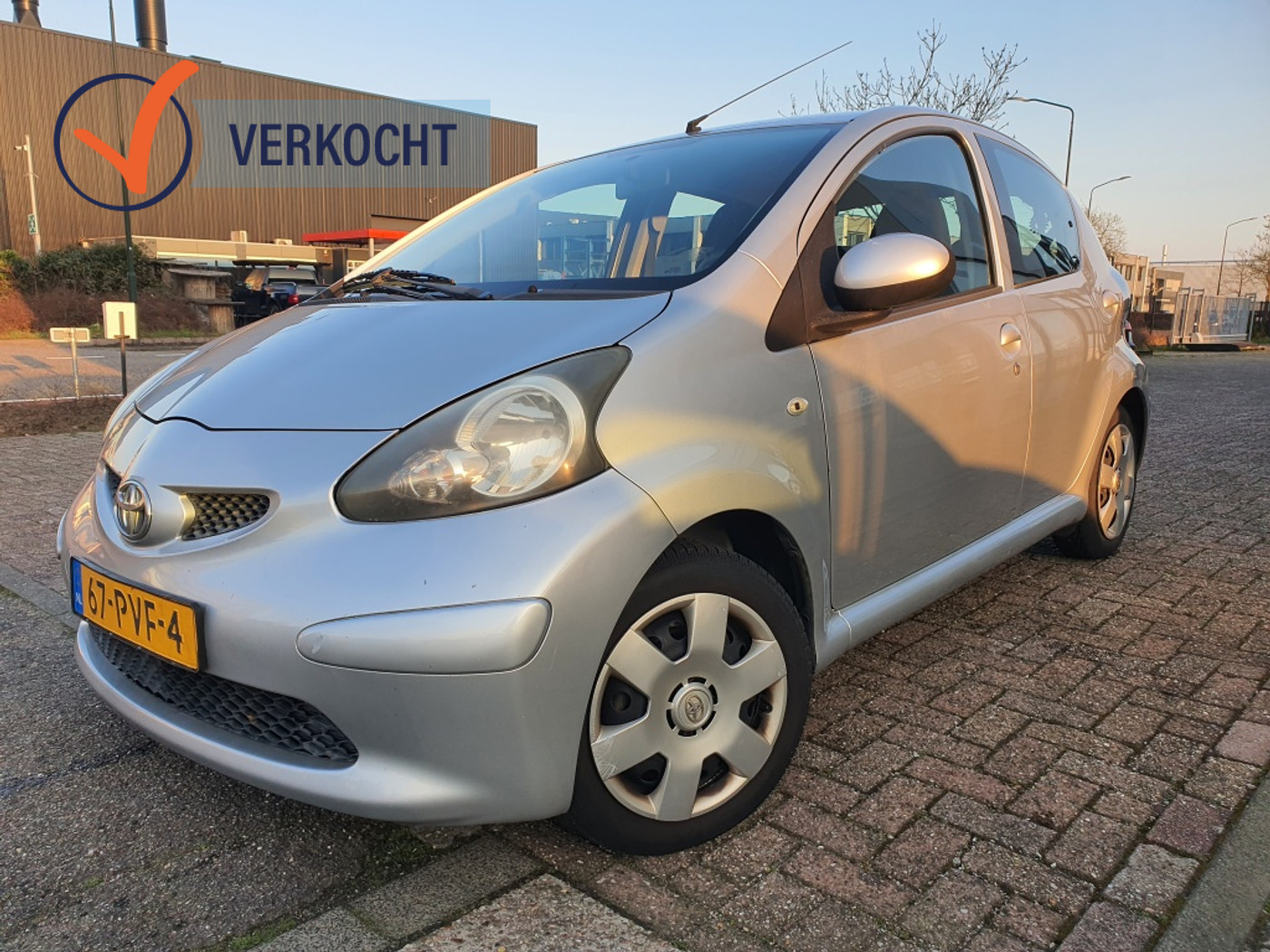 Toyota Toyota Aygo 1.0-12V+ 5-DRS|AIRCO|APK|NAP 2006 - voorkant