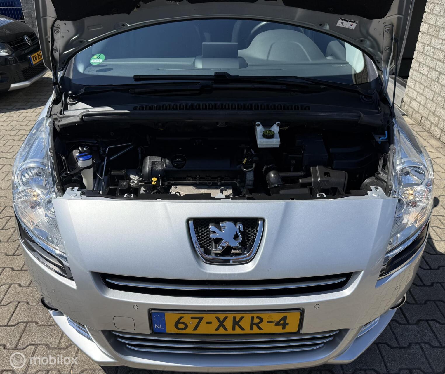 Foto van Peugeot 5008