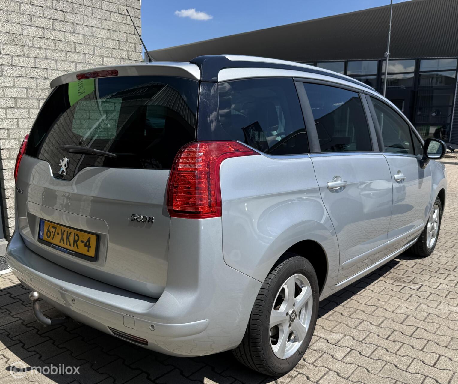 Foto van Peugeot 5008