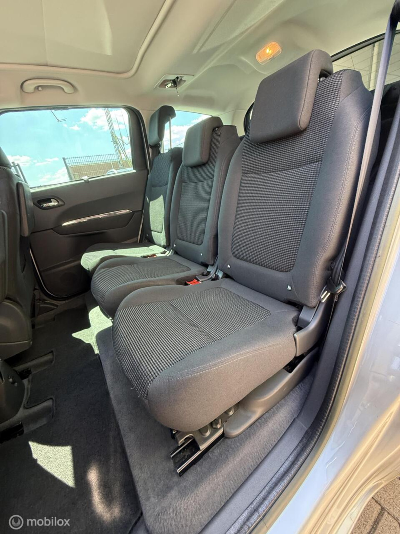 Foto van Peugeot 5008