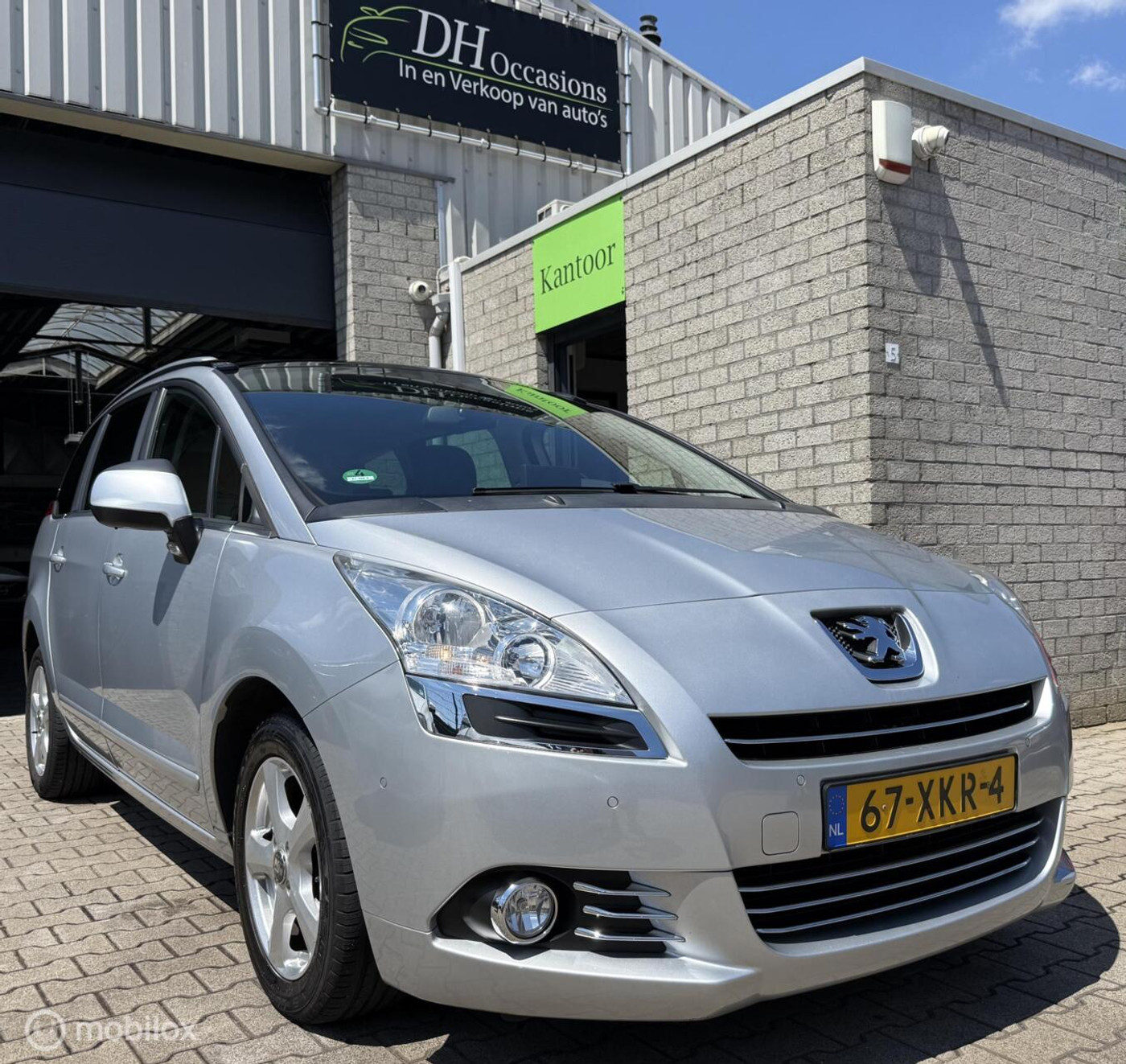 Foto van Peugeot 5008