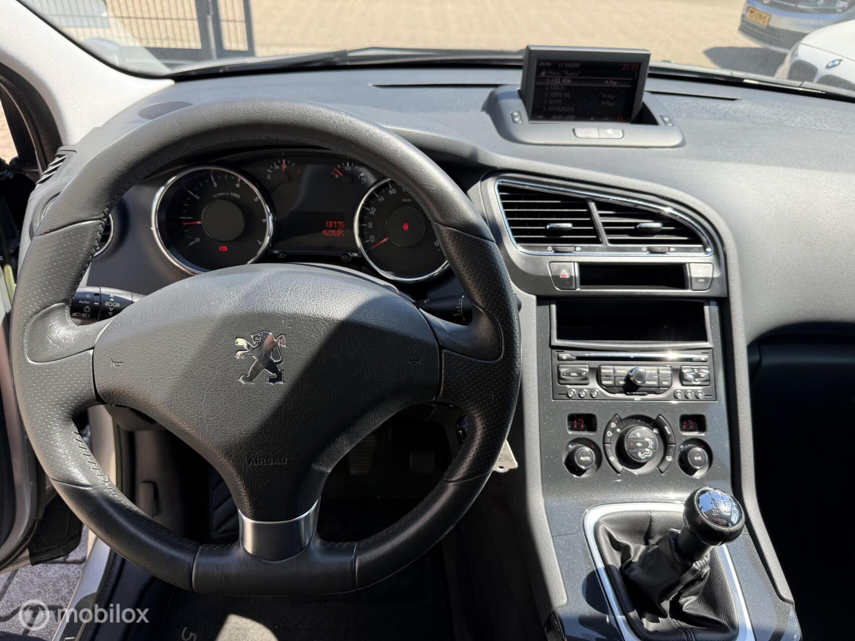 Foto van Peugeot 5008