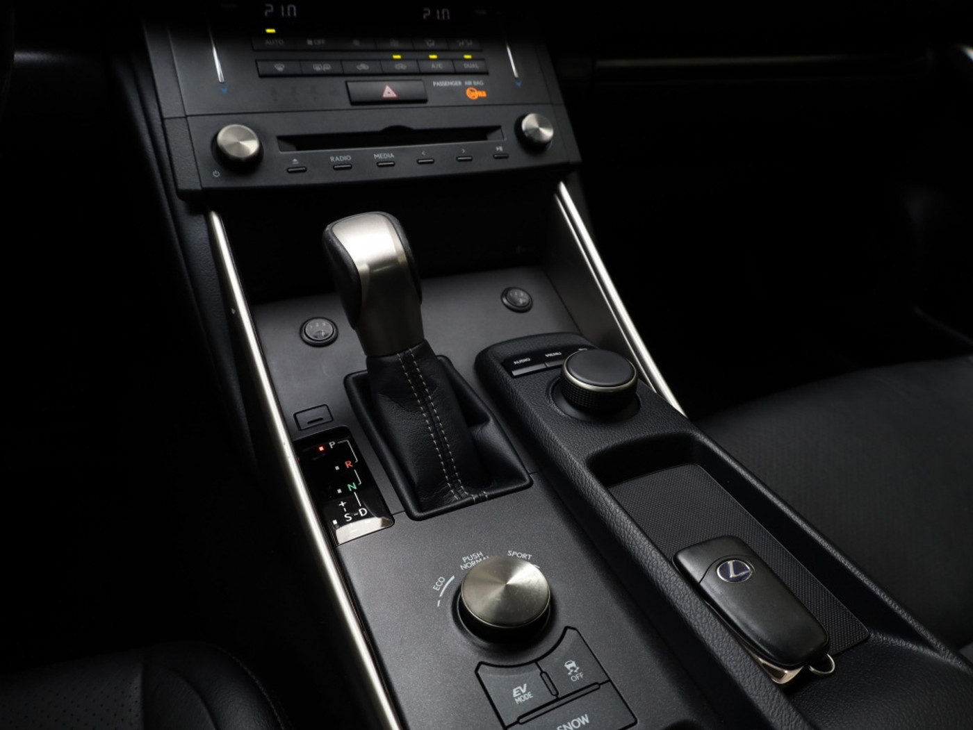 Foto van Lexus Is