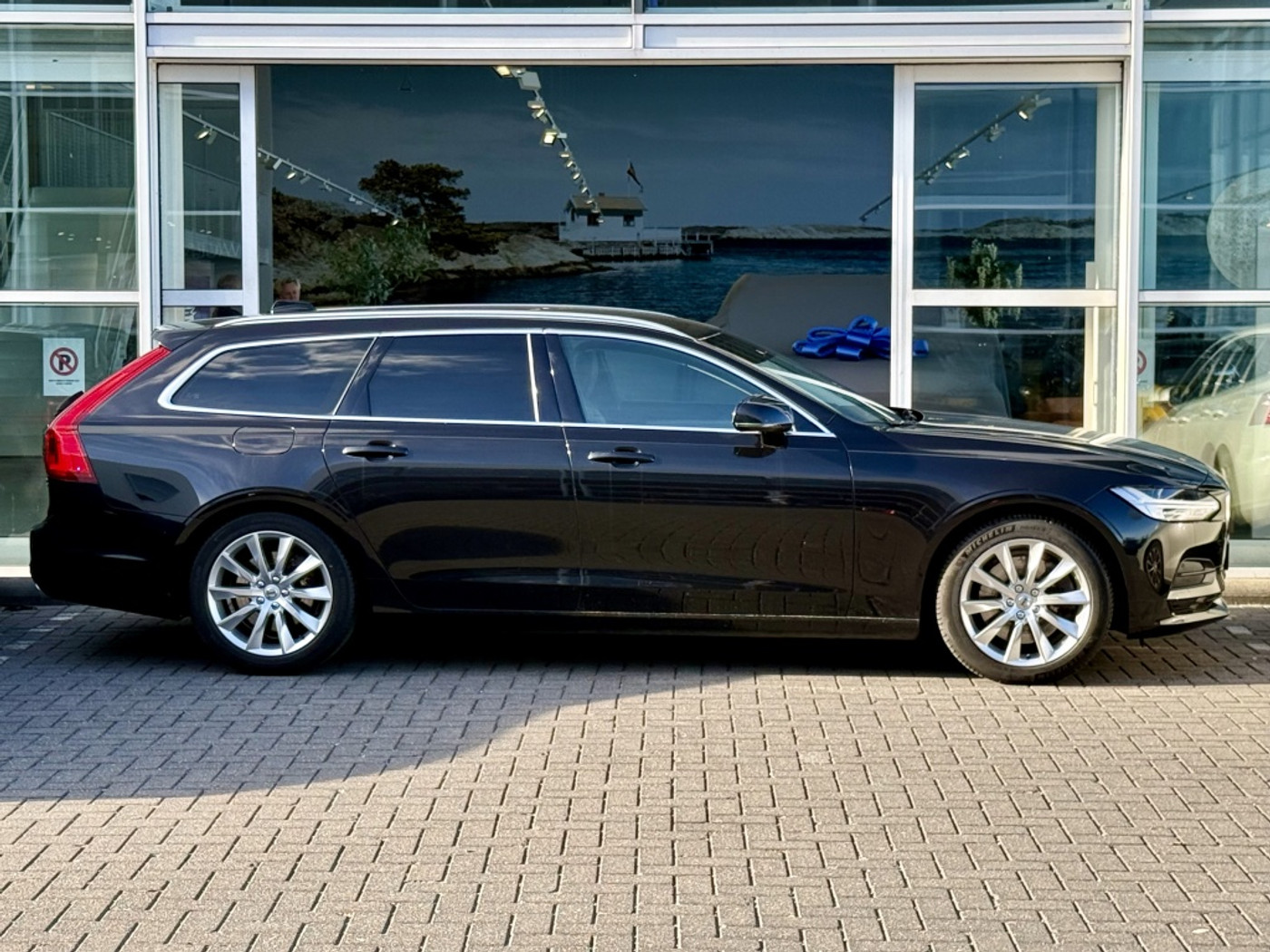 Foto van Volvo V90