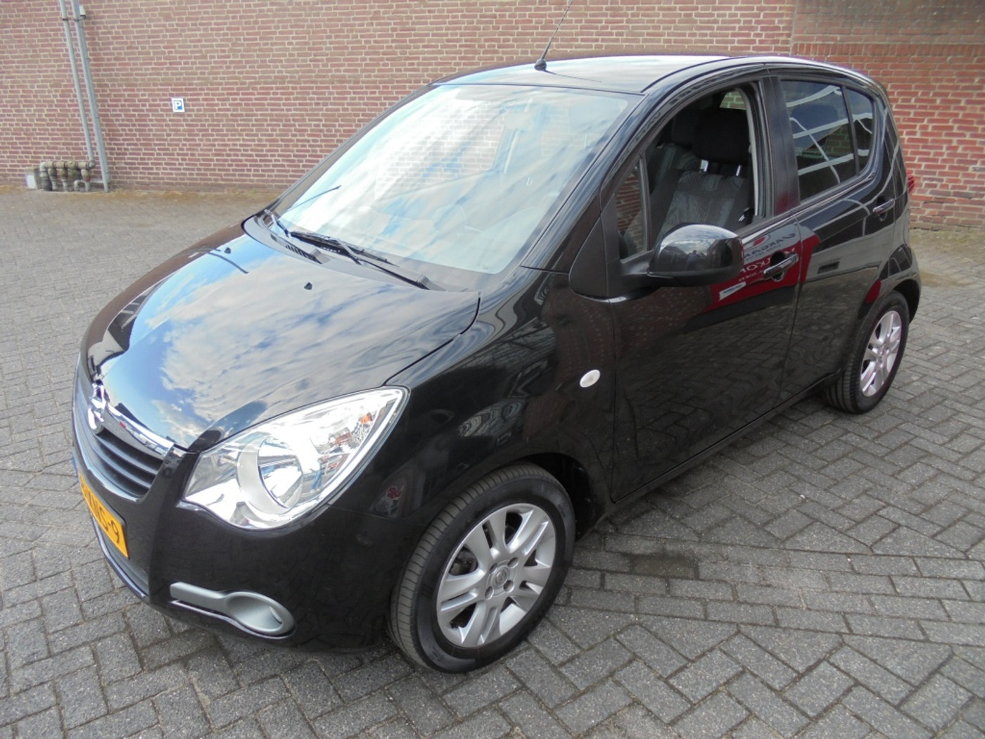 Foto van Opel Agila