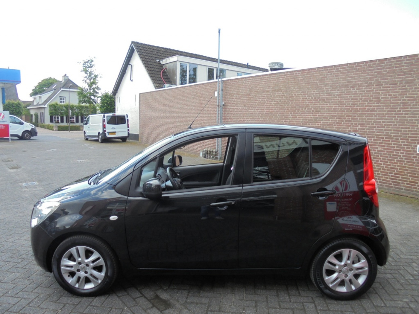 Foto van Opel Agila