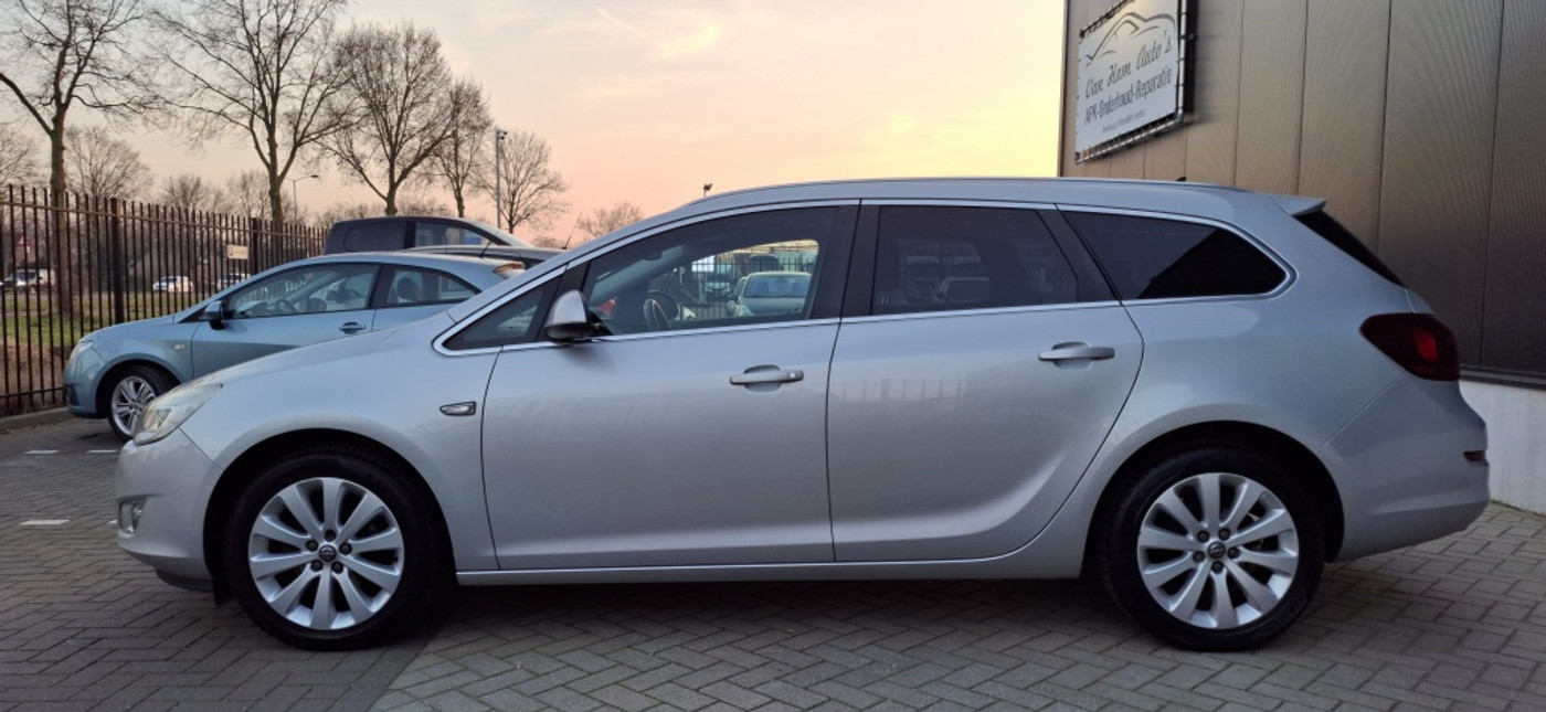 Foto van Opel Astra Sports Tourer