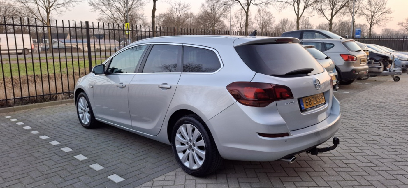 Foto van Opel Astra Sports Tourer