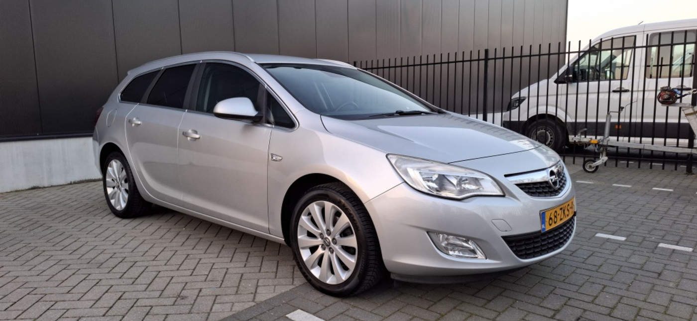 Foto van Opel Astra Sports Tourer