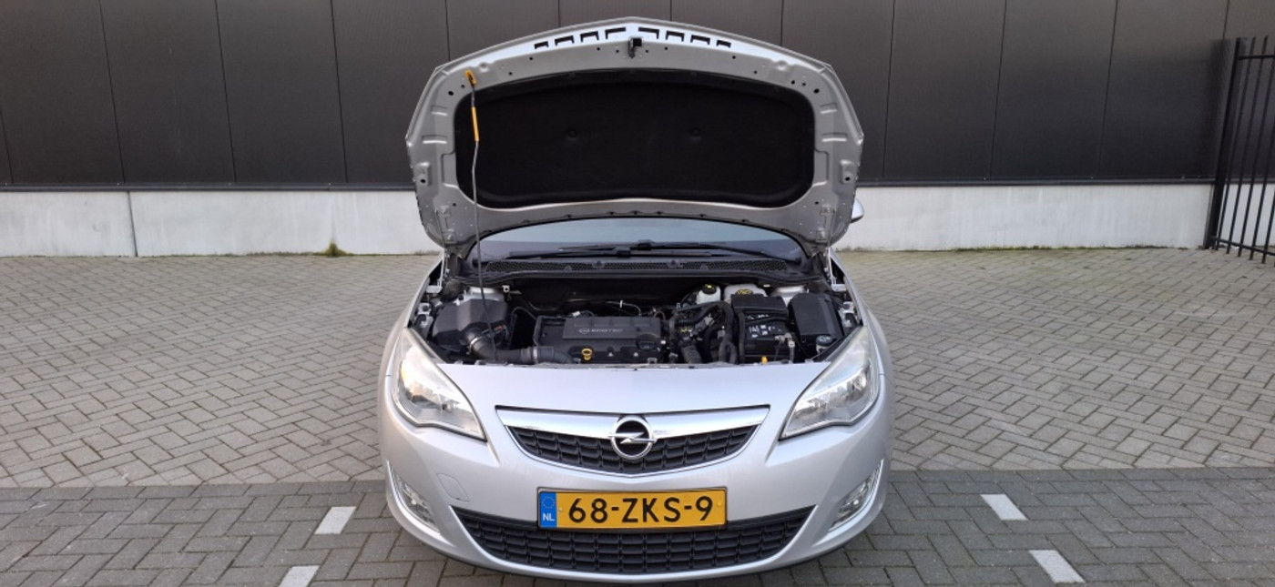 Foto van Opel Astra Sports Tourer