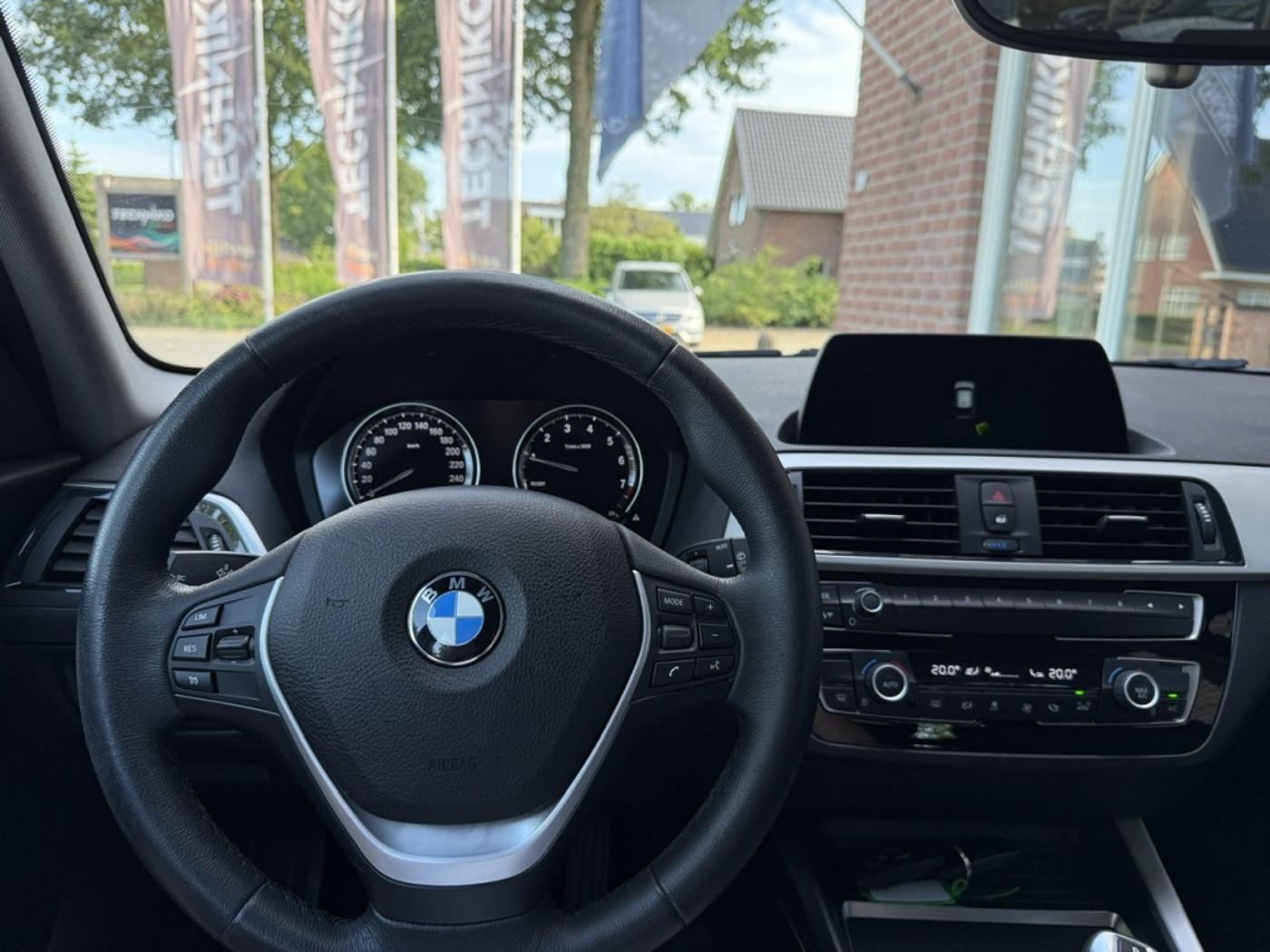 Foto van BMW 118i