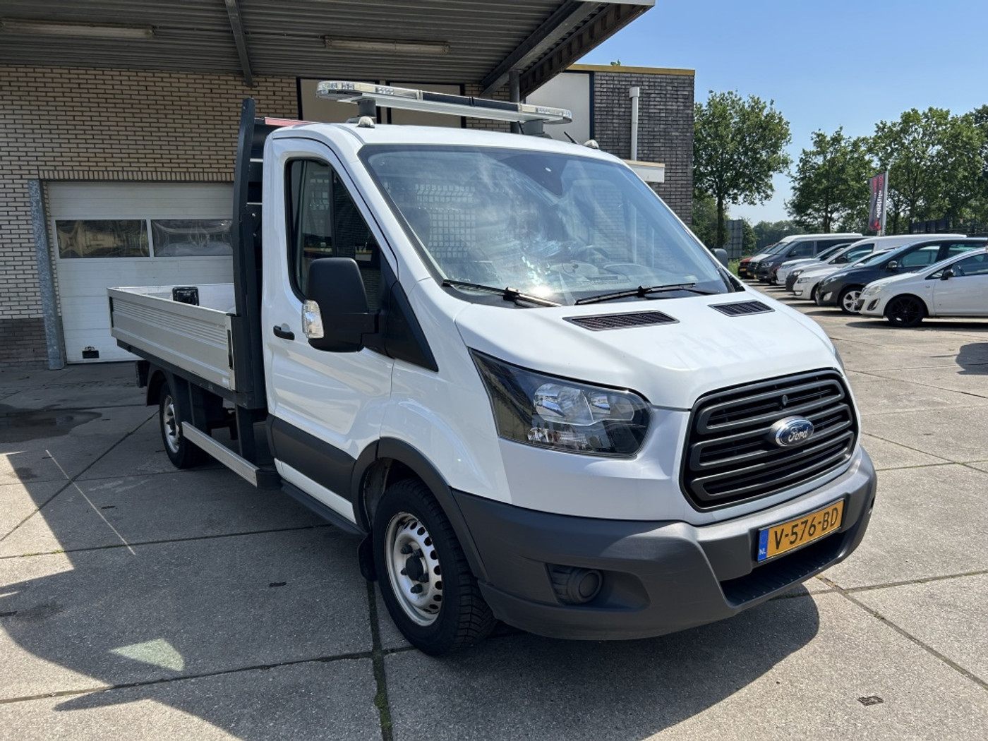 Ford Transit 310 2.0 TDCI L2 PICK-UP OPEN LAADBAK EURO 6 2016 - voorkant