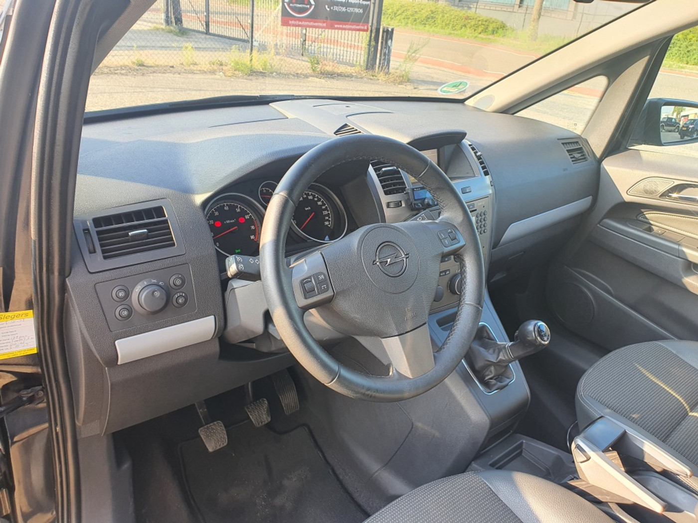 Foto van Opel Zafira