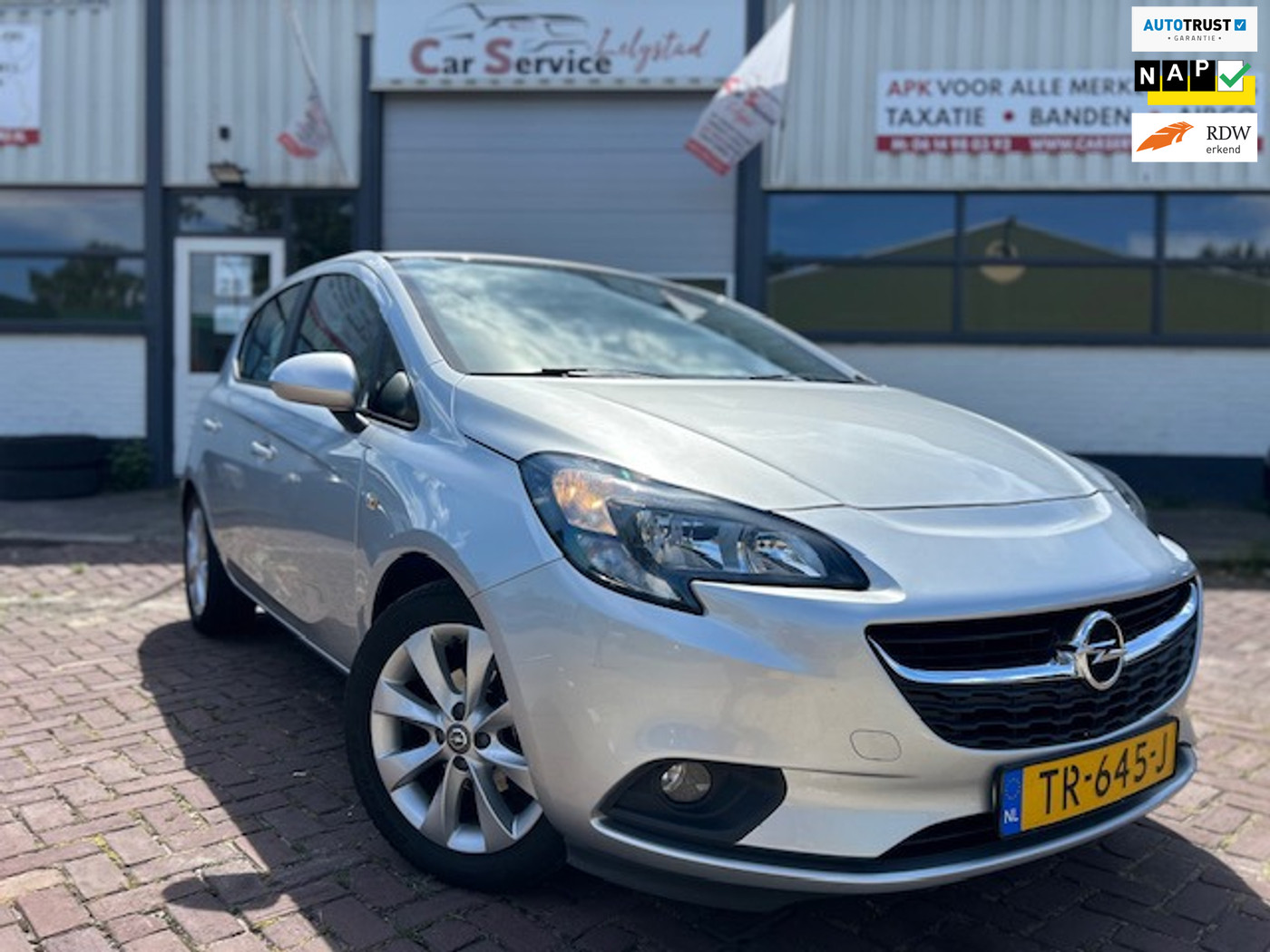 Opel Corsa-e 1.4 Favourite Airco|Trekhaak|Navi 2018 - voorkant