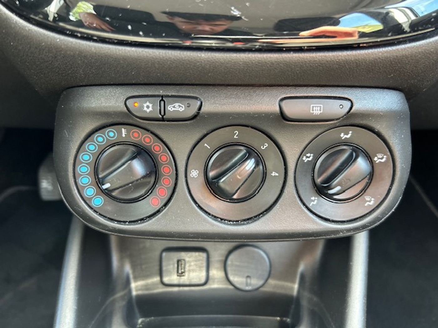 Foto van Opel Corsa-e