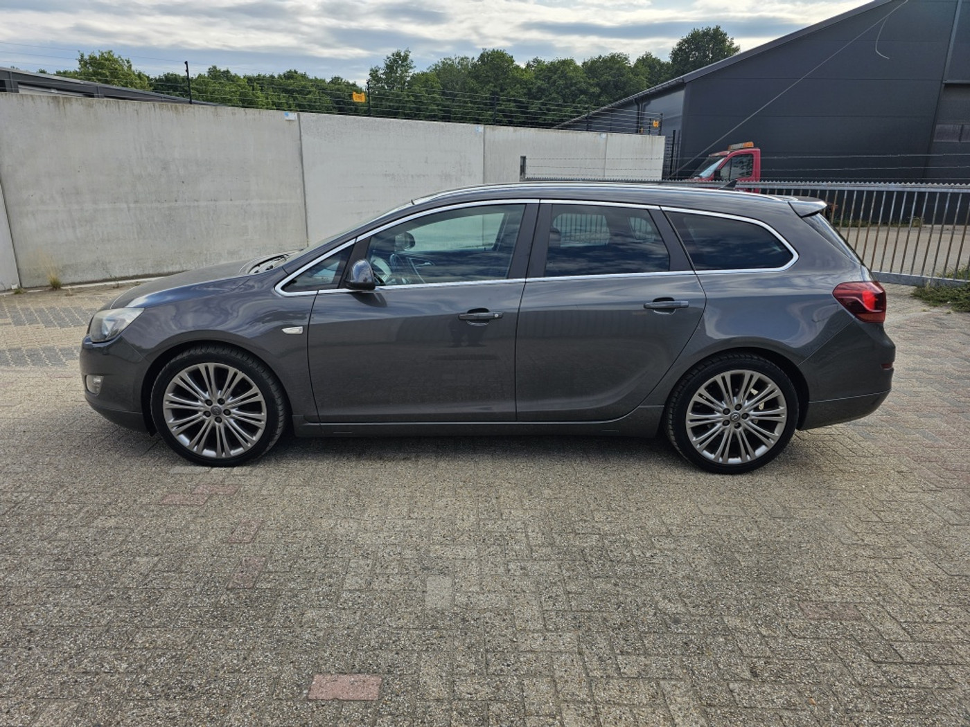Foto van Opel Astra Sports Tourer