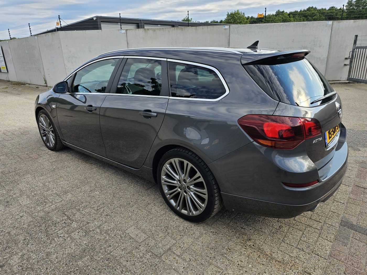 Foto van Opel Astra Sports Tourer