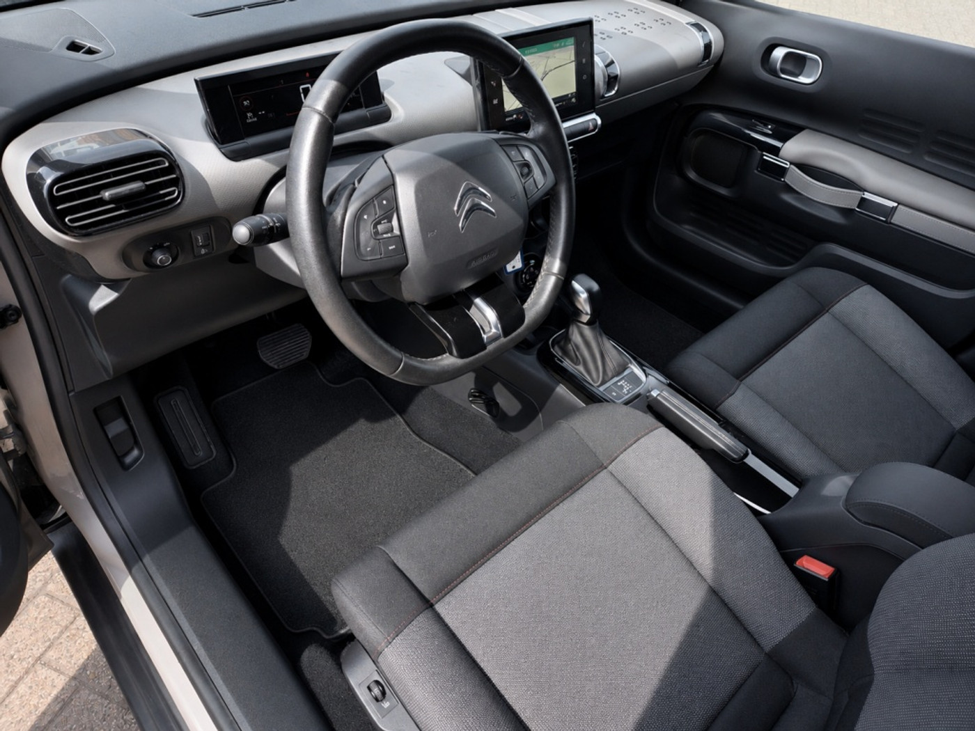 Foto van Citroen C4 Cactus
