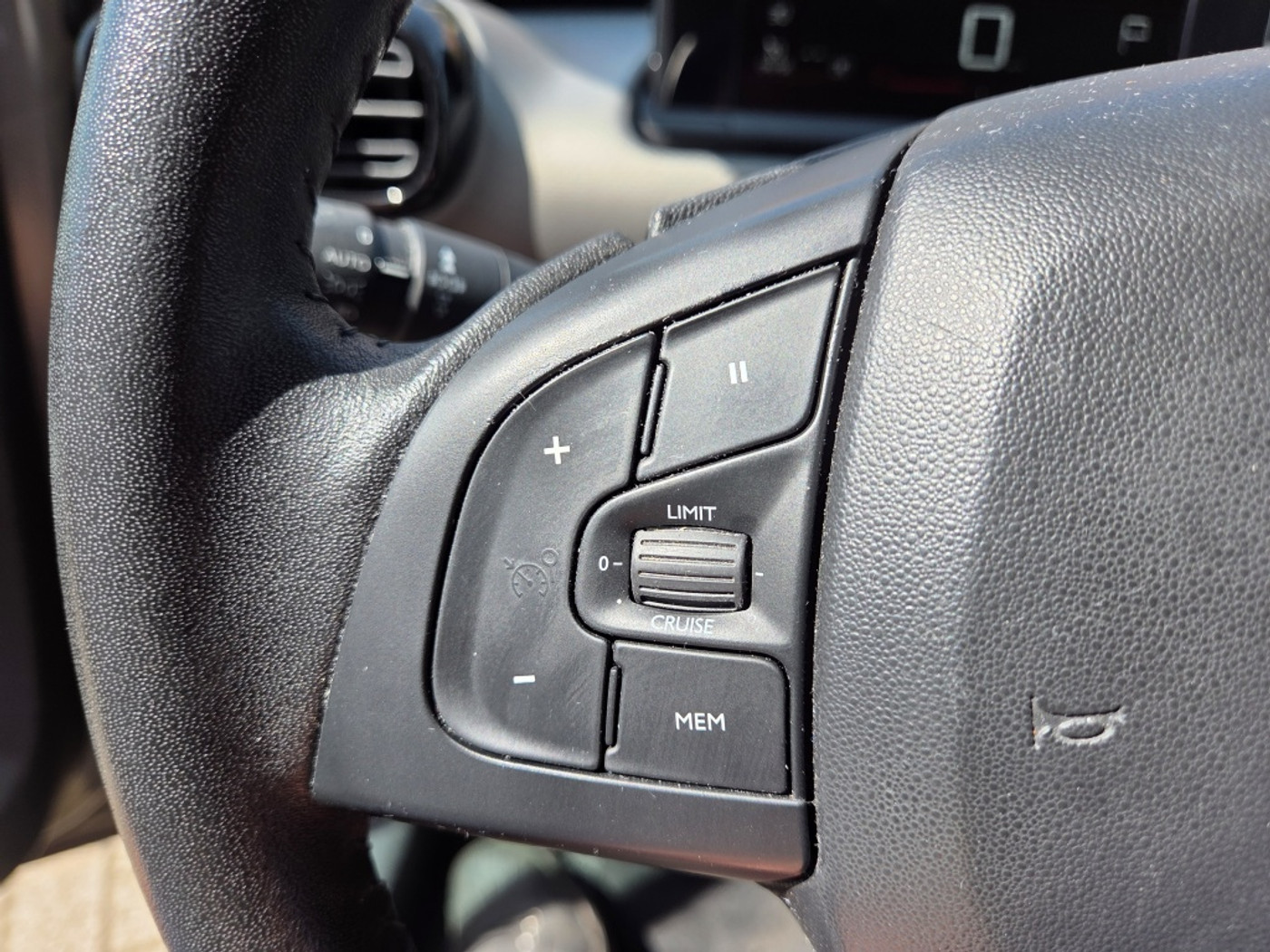 Foto van Citroen C4 Cactus