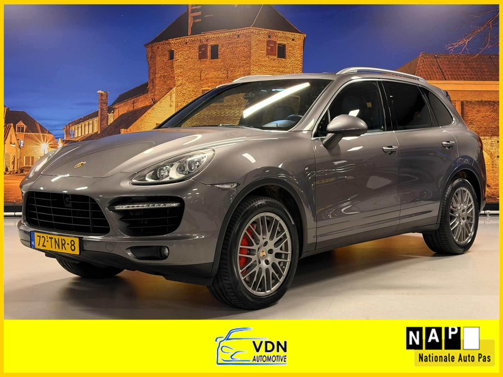 Porsche Cayenne Turbo 4.8 Turbo Automaat Burmester Luchtvering Leer 2010 - voorkant