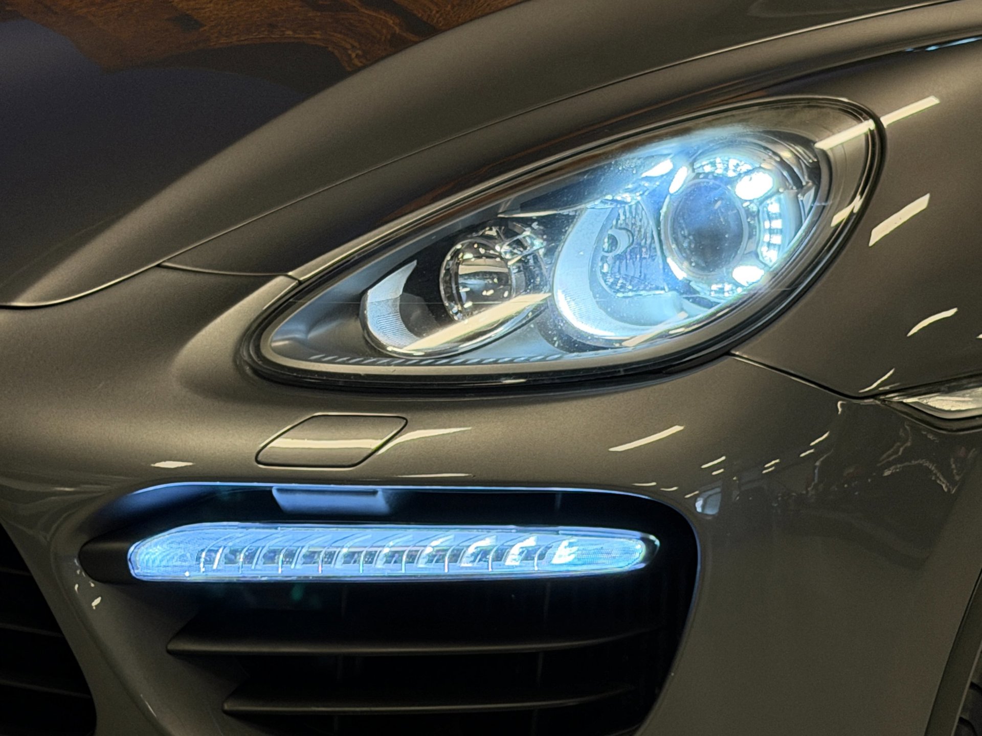 Foto van Porsche Cayenne Turbo
