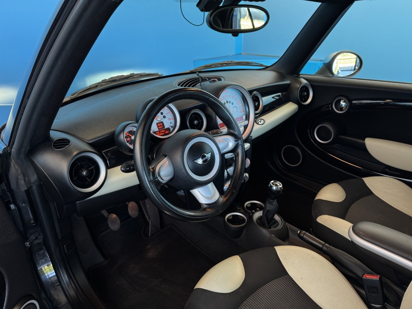 Foto van Mini Cooper Cabrio