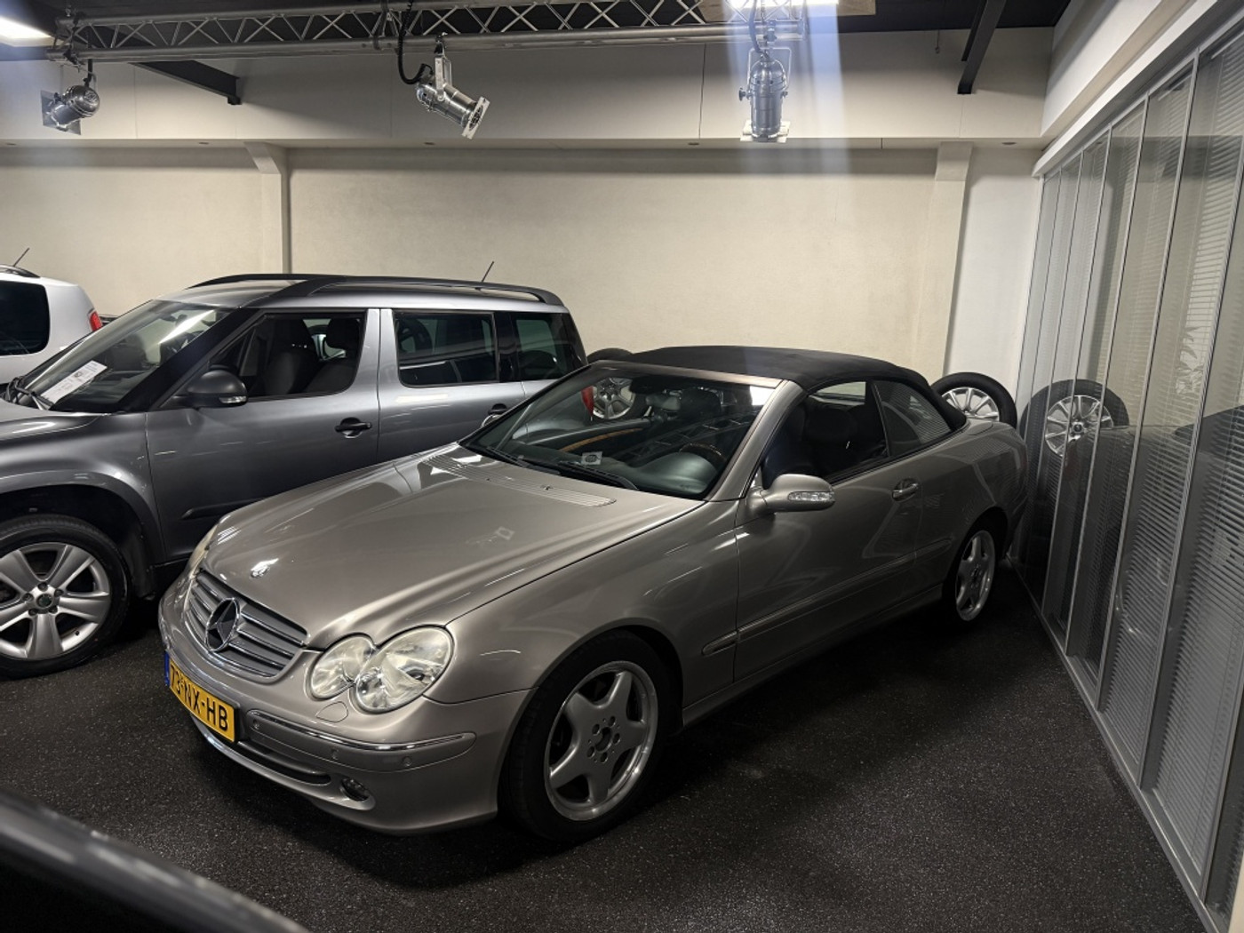 Mercedes-Benz CLK 200 Kompressor 200 K. Automaat met WERK DAK 2004 - voorkant