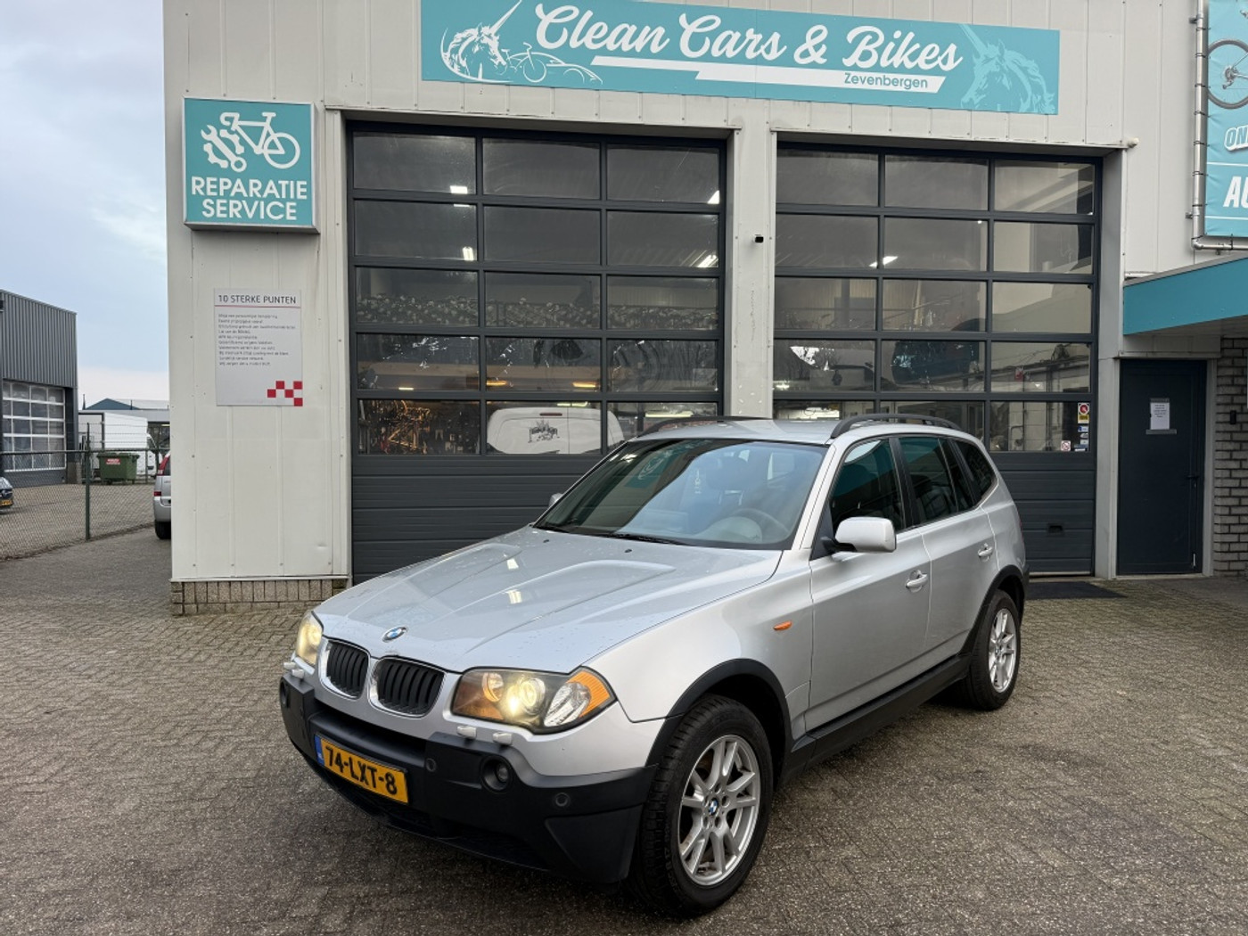 BMW X Reihe 2.5i Executive 2004 - voorkant